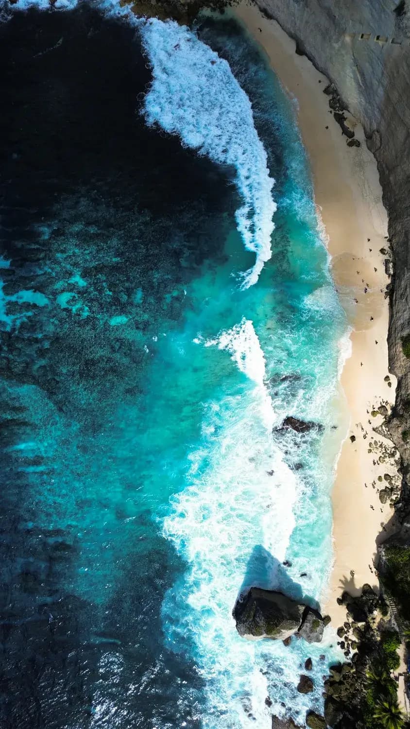 Diamond Beach: Nusa Penida